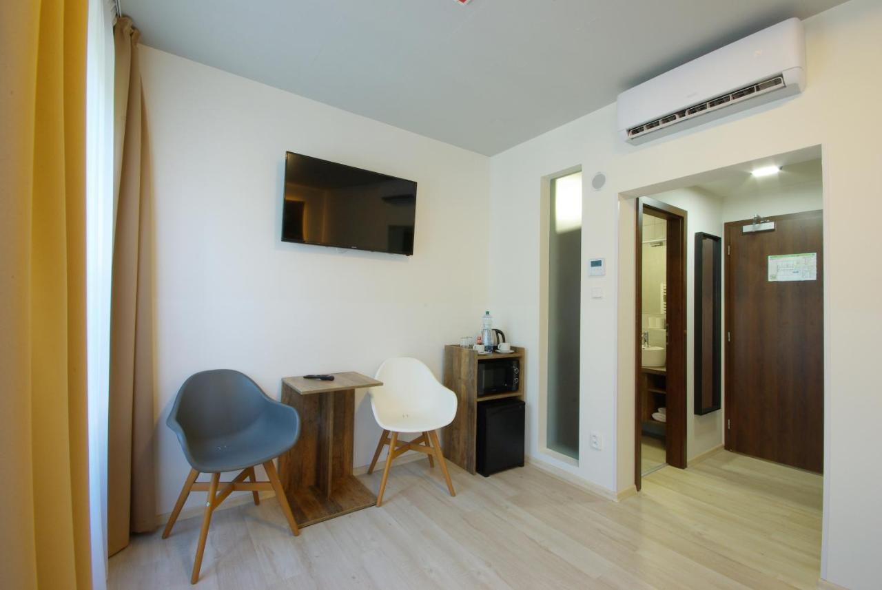 Adeba Hotel Praha Eksteriør bilde